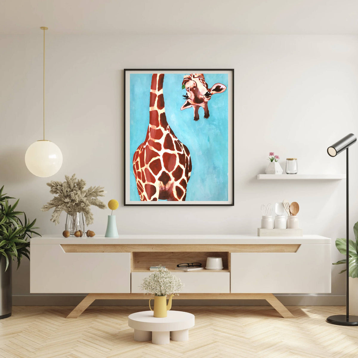 GIRAFFE WITH GREEN LEAVE | PRINT